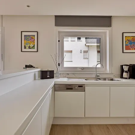 Castelli J0002 P J02 Oostduinkerke