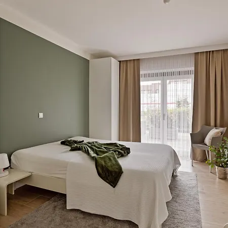 Castelli J0002 P J02