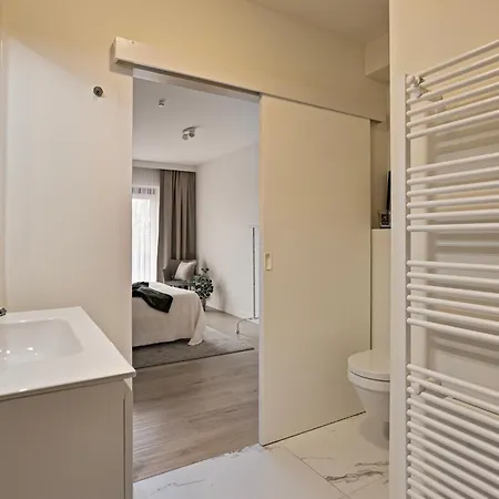 Appartement Castelli J0002 P J02 *